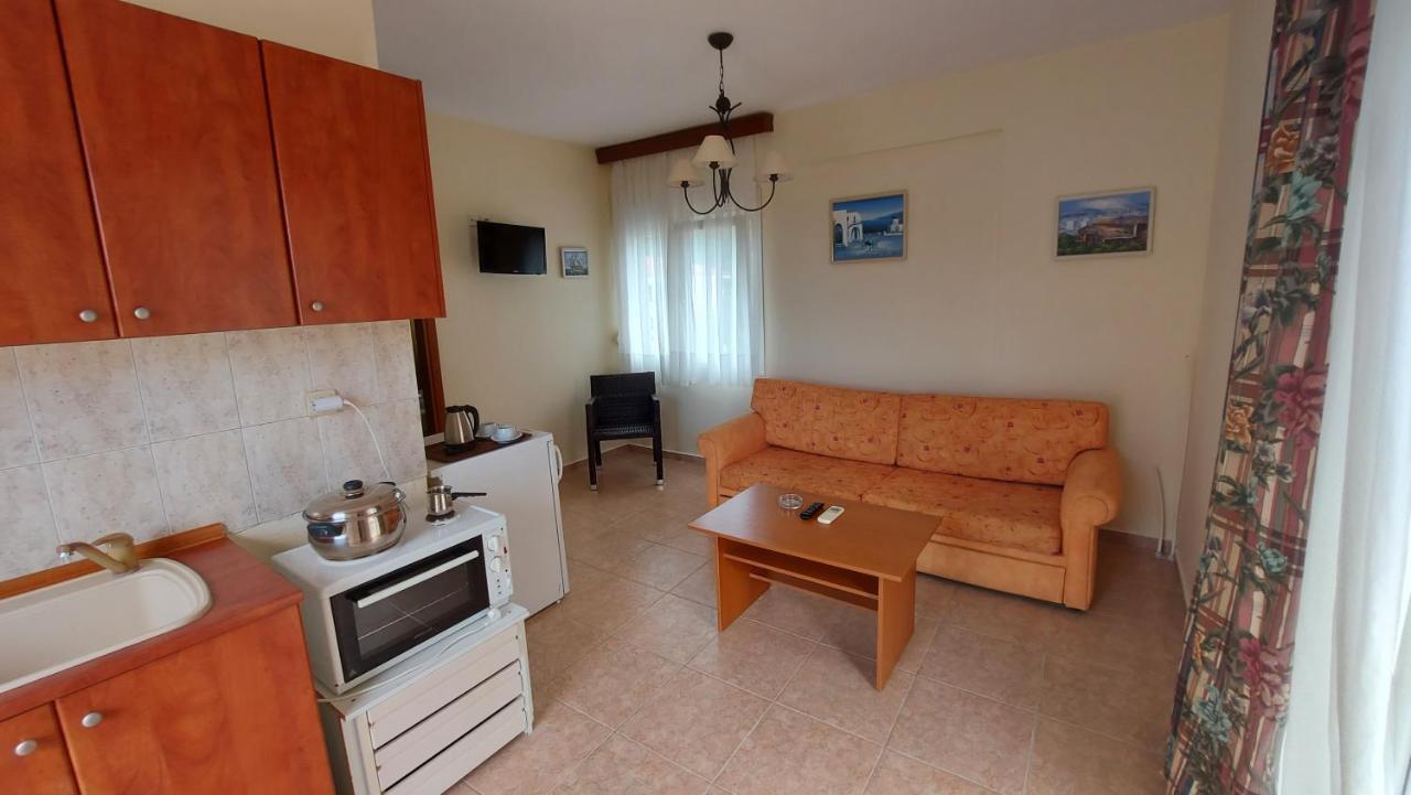 סיווירי Hotel Kassandros מראה חיצוני תמונה