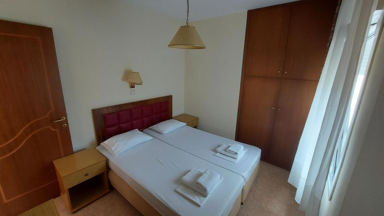 סיווירי Hotel Kassandros מראה חיצוני תמונה